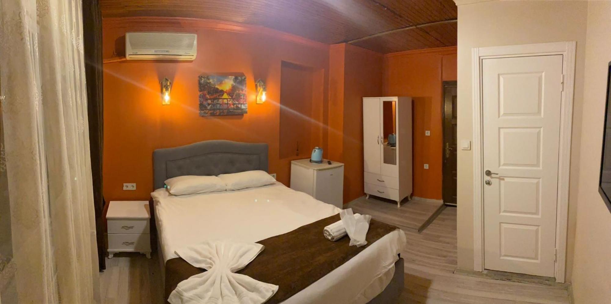 Taksim Bricktown Suite Istanboel Buitenkant foto