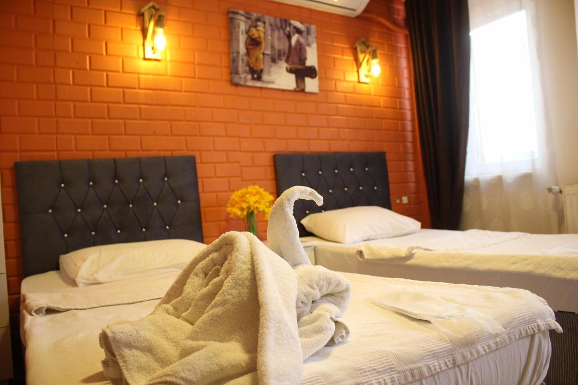 Taksim Bricktown Suite Istanboel Buitenkant foto