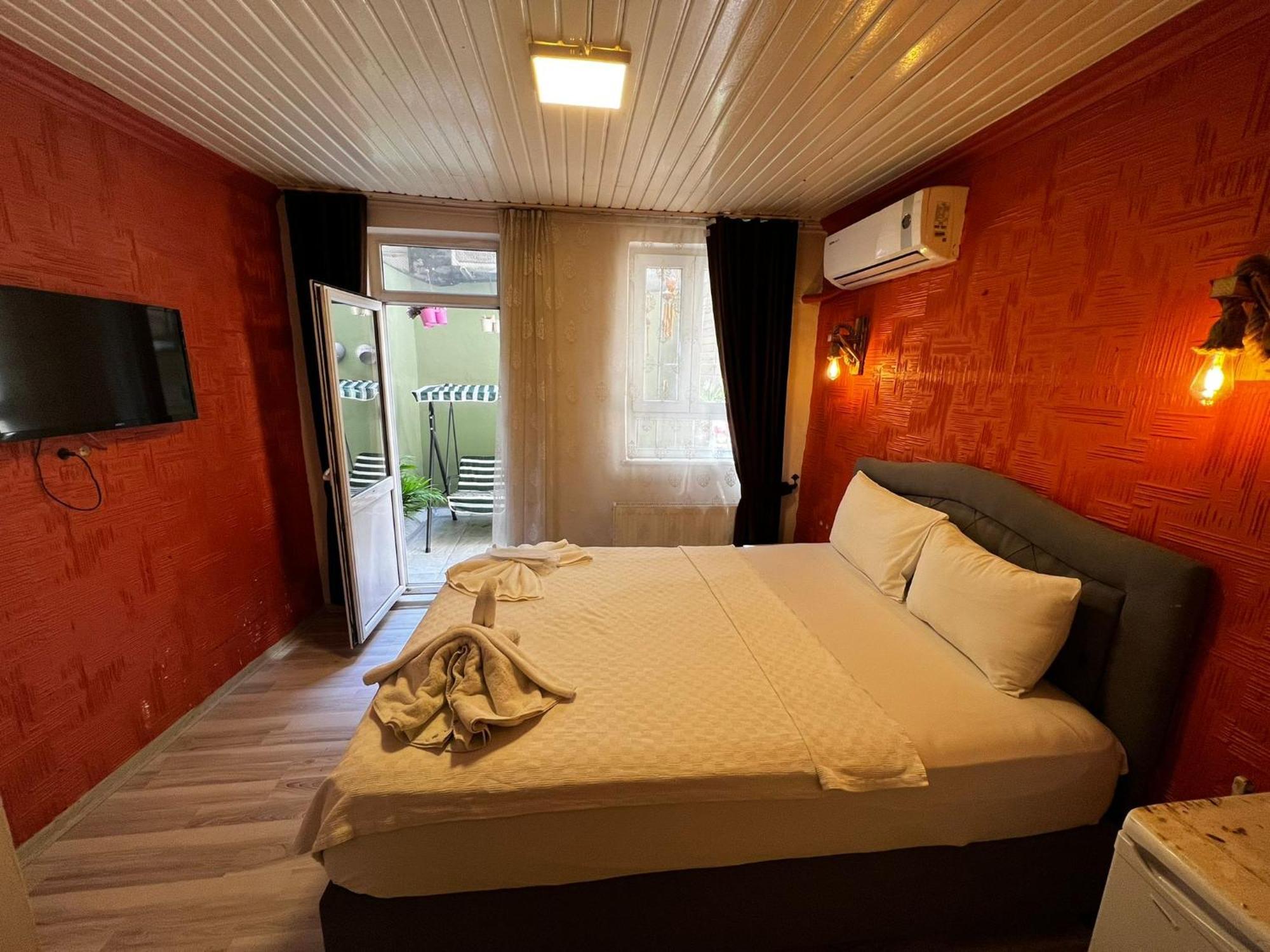 Taksim Bricktown Suite Istanboel Buitenkant foto